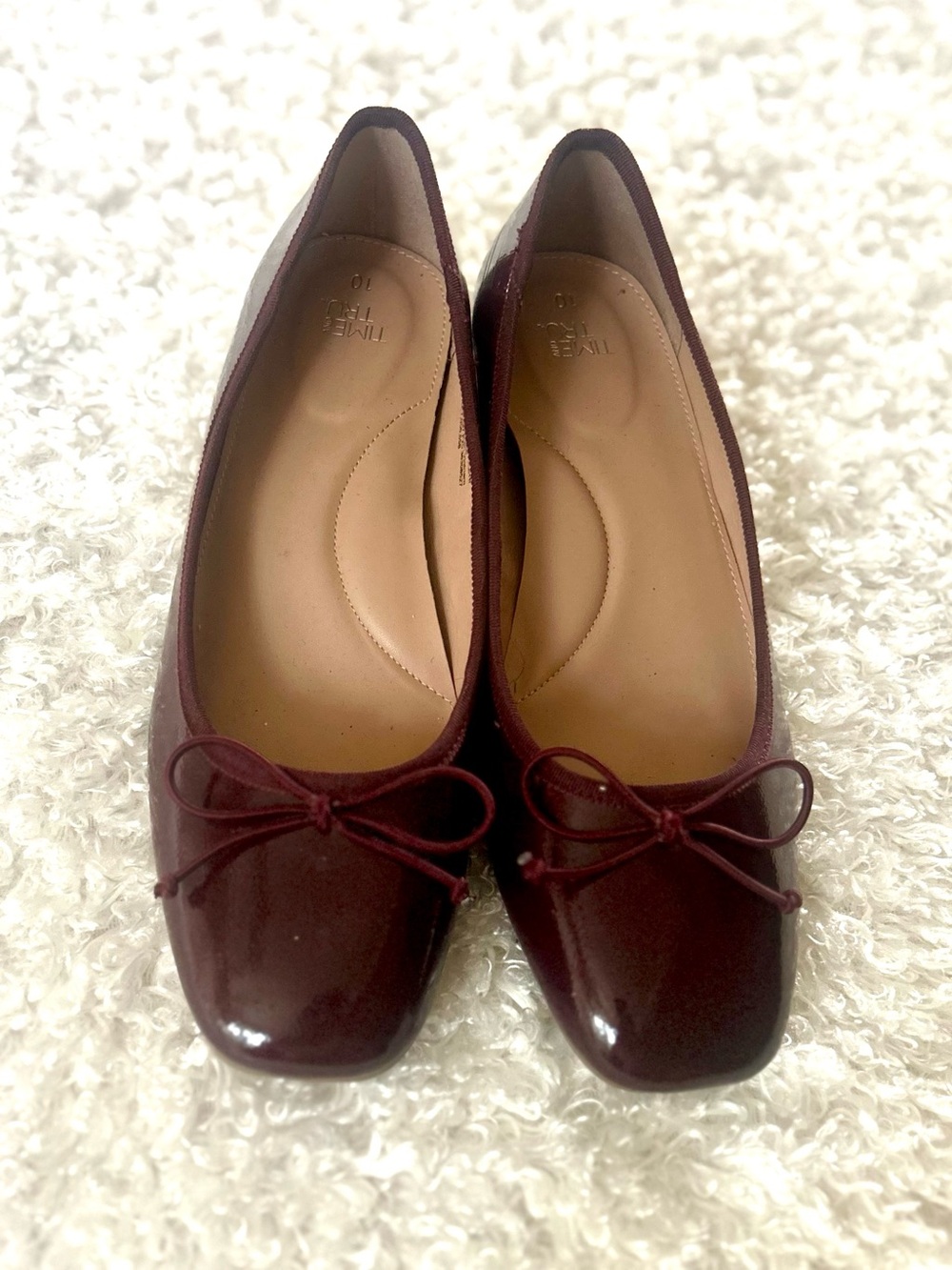 Time and Tru Women’s Burgundy Patent Ballet Flats with Bow Accent